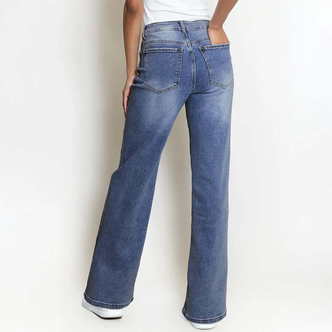 Perfect Fit Mid-Rise Wide-Leg Jeans – Flattering for Every Body